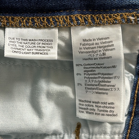 NWT J.Crew Point Sur Hightower Straight Jean with Let-own Hems Size 32 - Picture 12 of 12